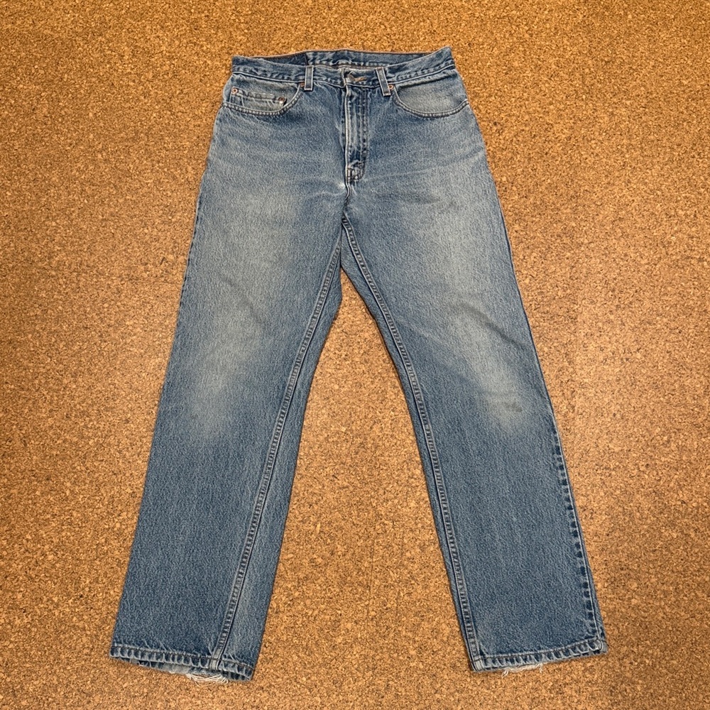 Vintage 505 Levi's Medium Light Blue Straight Jeans